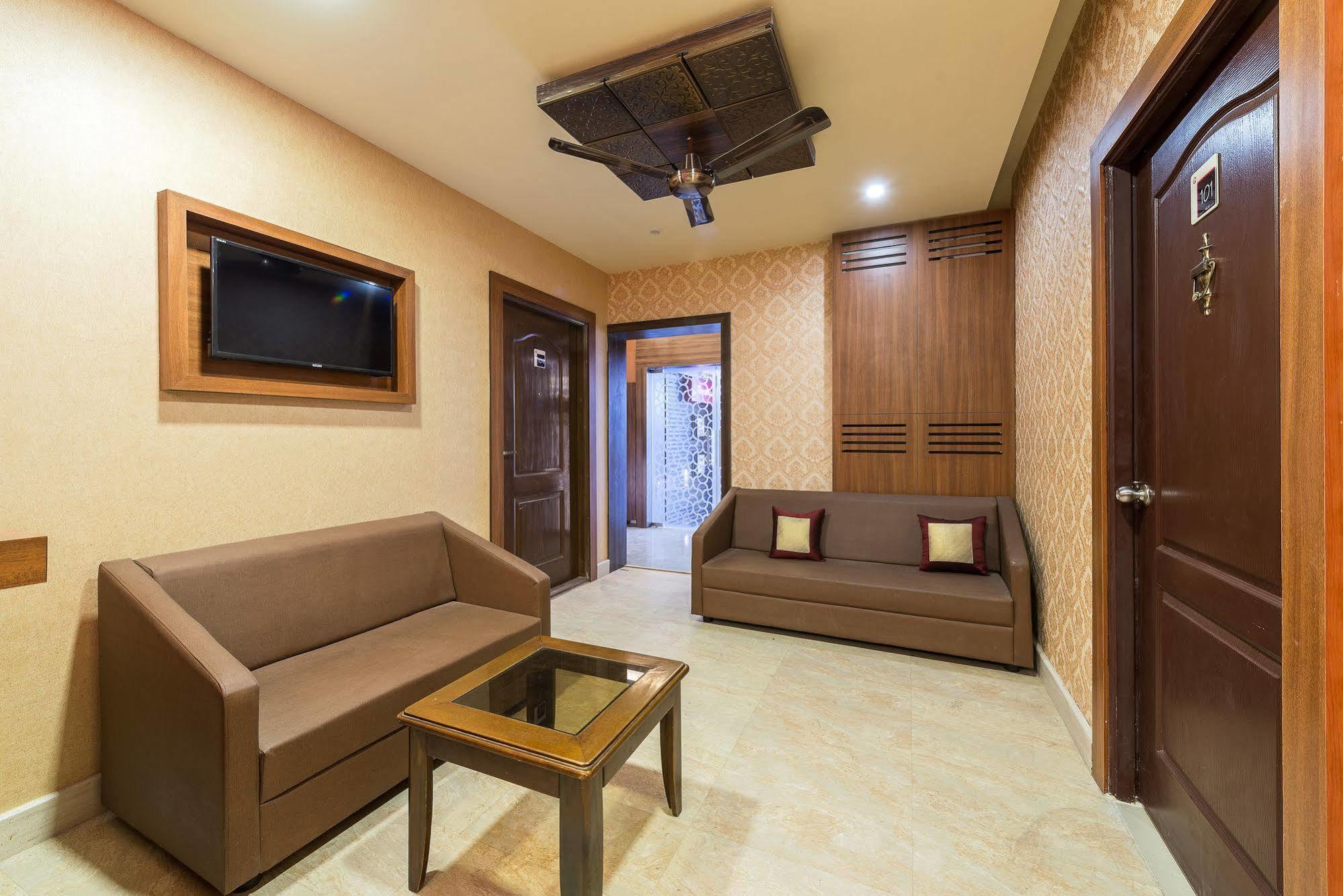 Treebo Nestlay Casa Hotell Chennai Exteriör bild